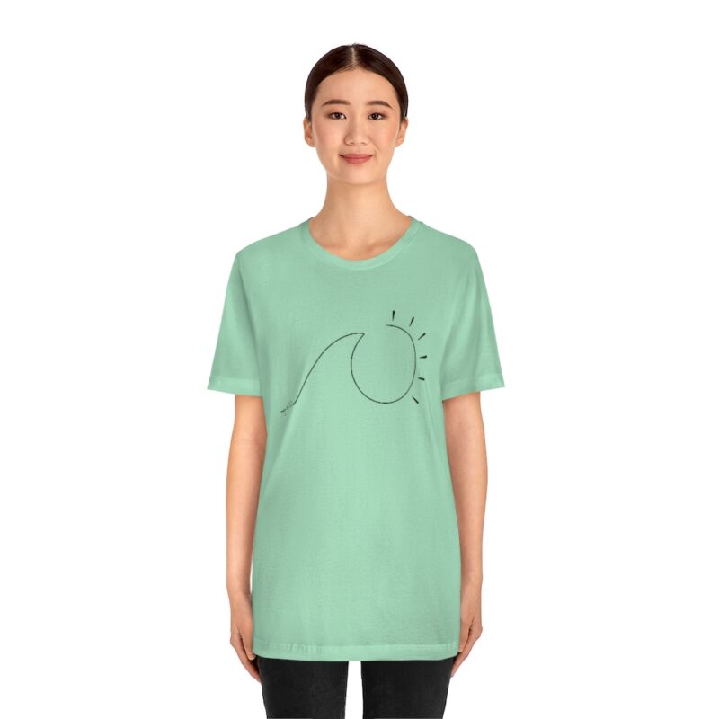 Women’s Sun Wave Line Art Short Sleeve Tee