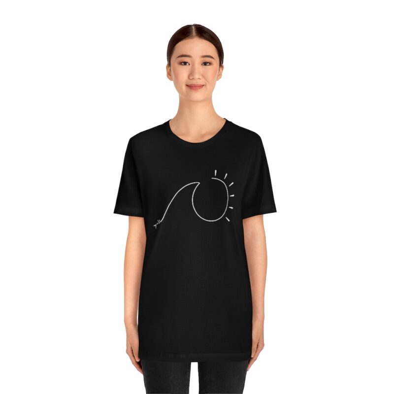 Women’s Sun Wave Line Art Short Sleeve Tee